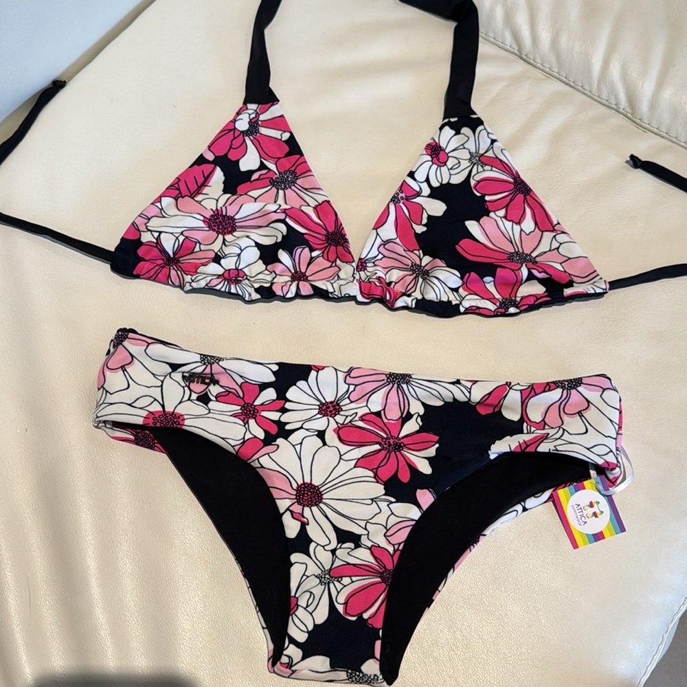 Women size small Reversible bikini top and bottom black and pink flower design